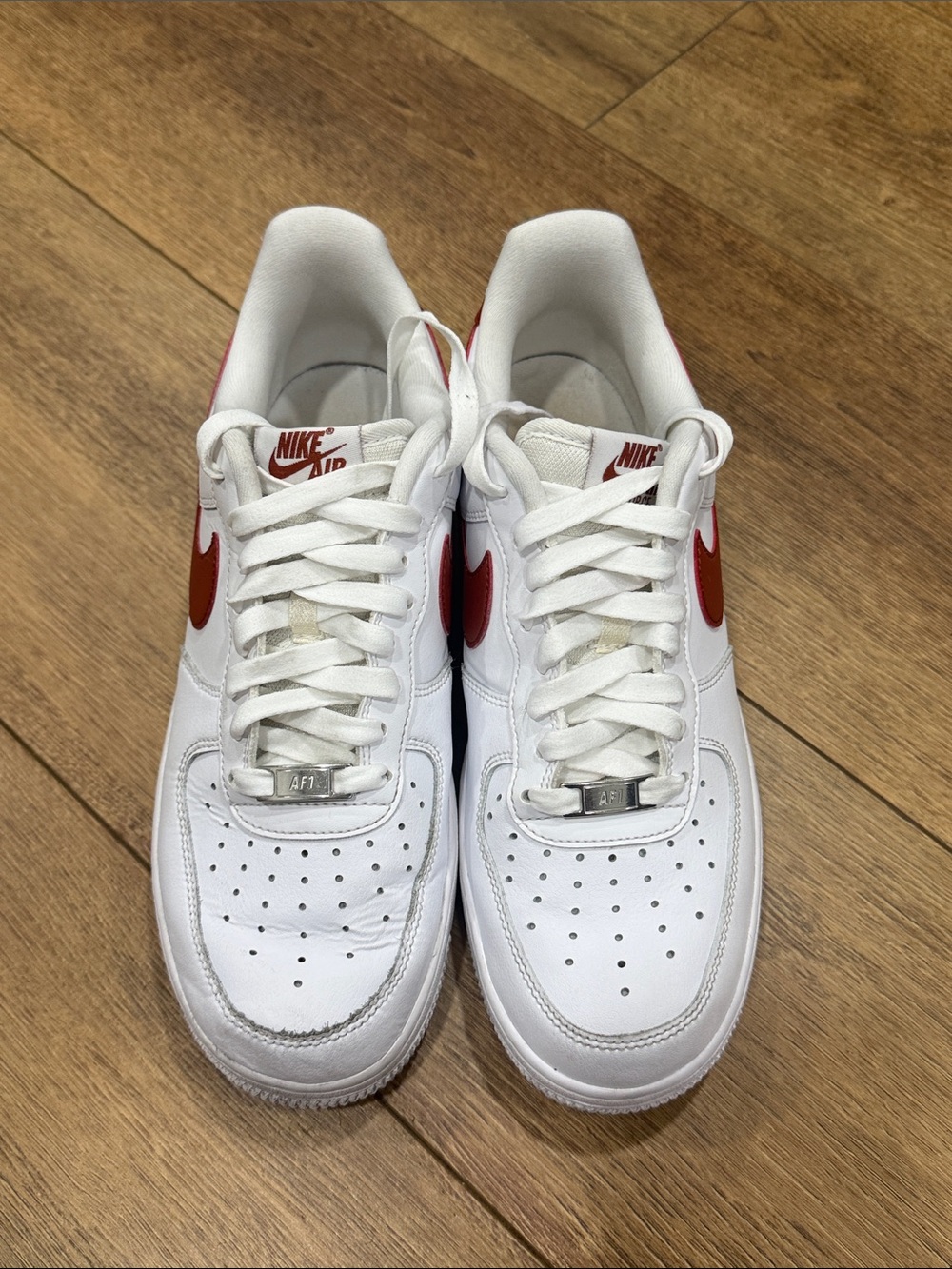 Nike Air Force 1 Low '07 White Rugged Orange Women Size 6.5 DD8959-115. Size 9.5